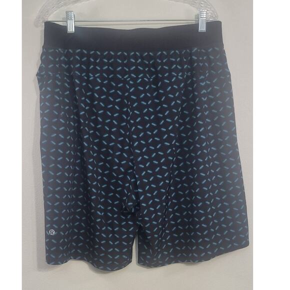 Lululemon Shorts Mens Large Athletic Casual Sporty Streetwear Gym Shorts - Picture 3 of 9